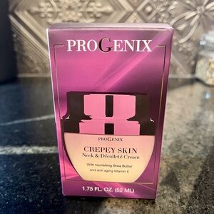Progenix Crepey Skin Neck & Décolleté Cream